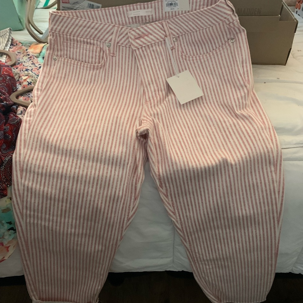 Stripped skinny crops